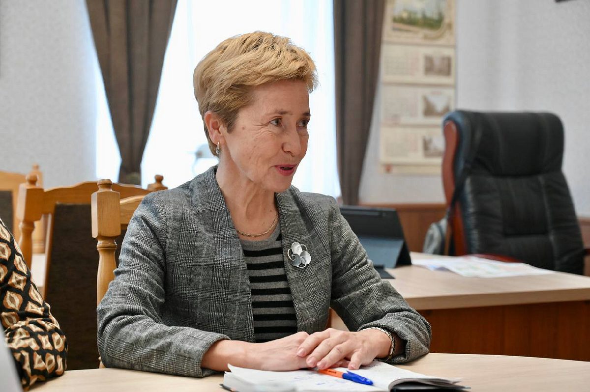 Єлена Борчанінова